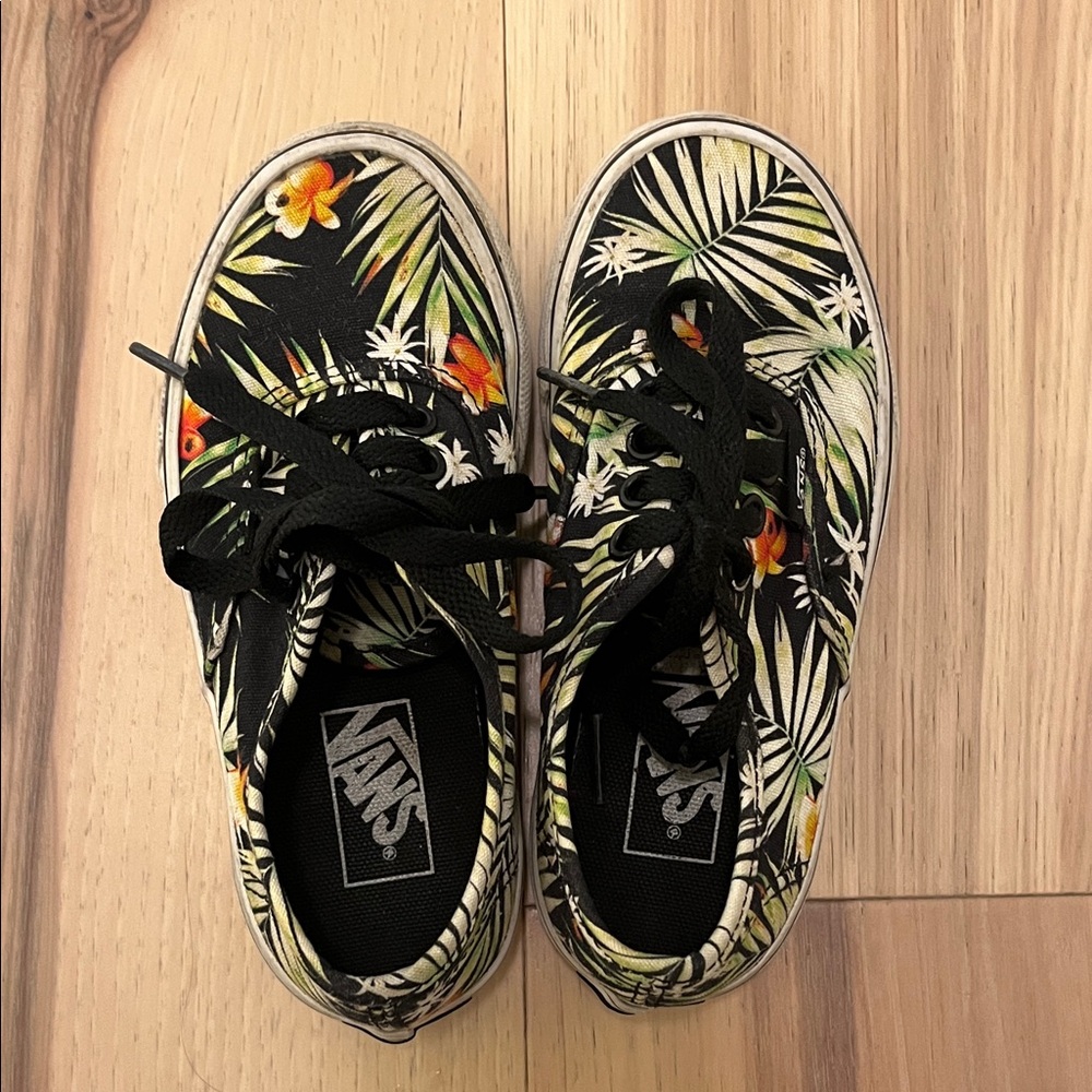 Vans Kids Sneakers - Black with Tropical Print